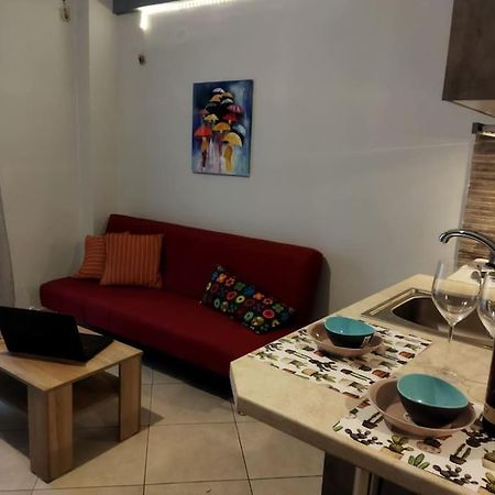 Studio In City Center Daire Kavala Dış mekan fotoğraf